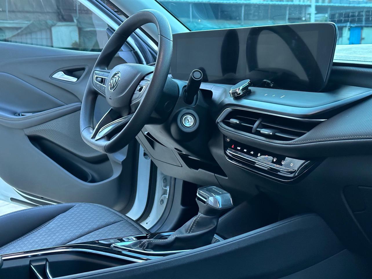 Buick Verano 2023 thumb 8
