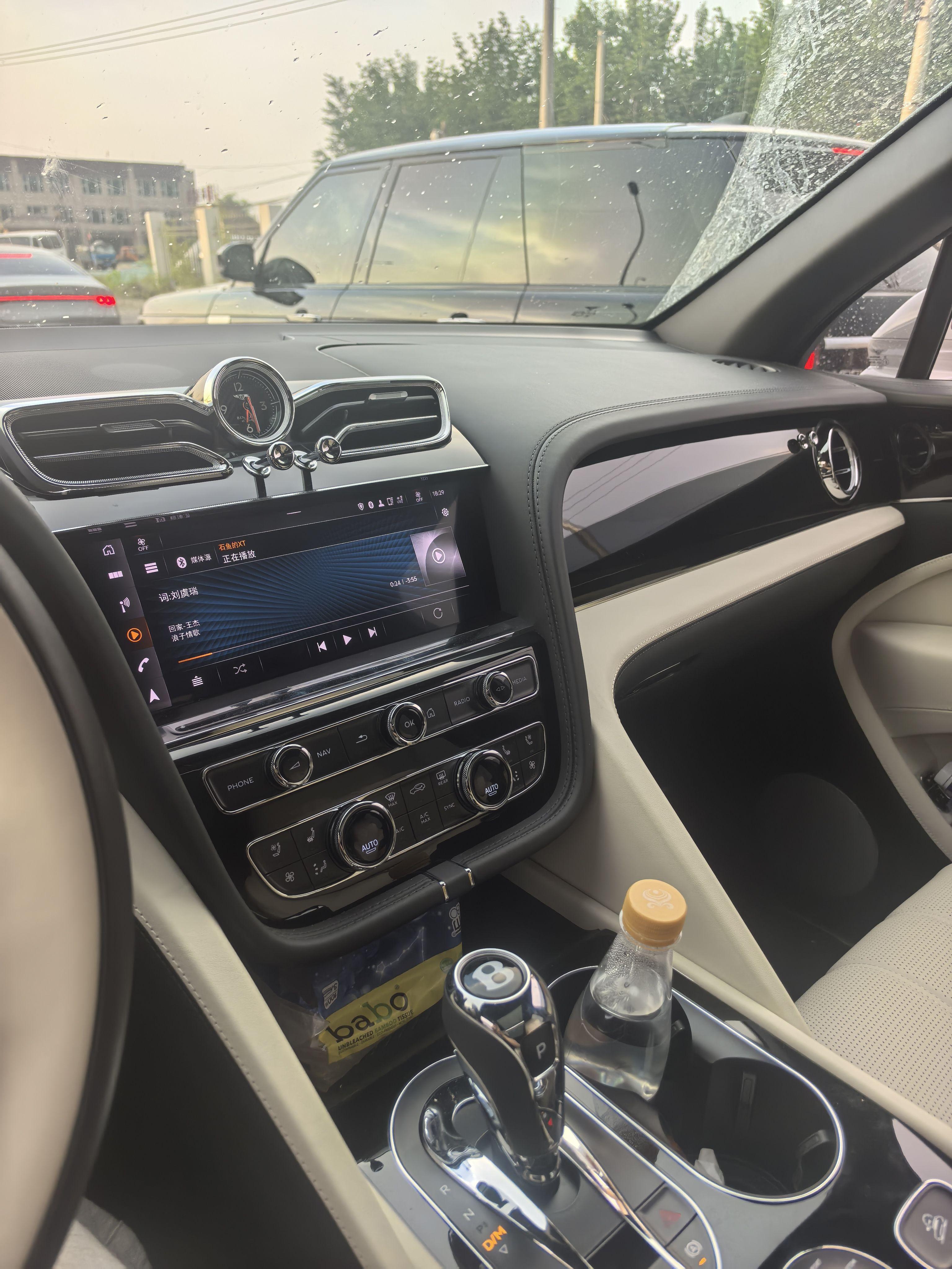 Bentley Tian Yue 2024 thumb 5
