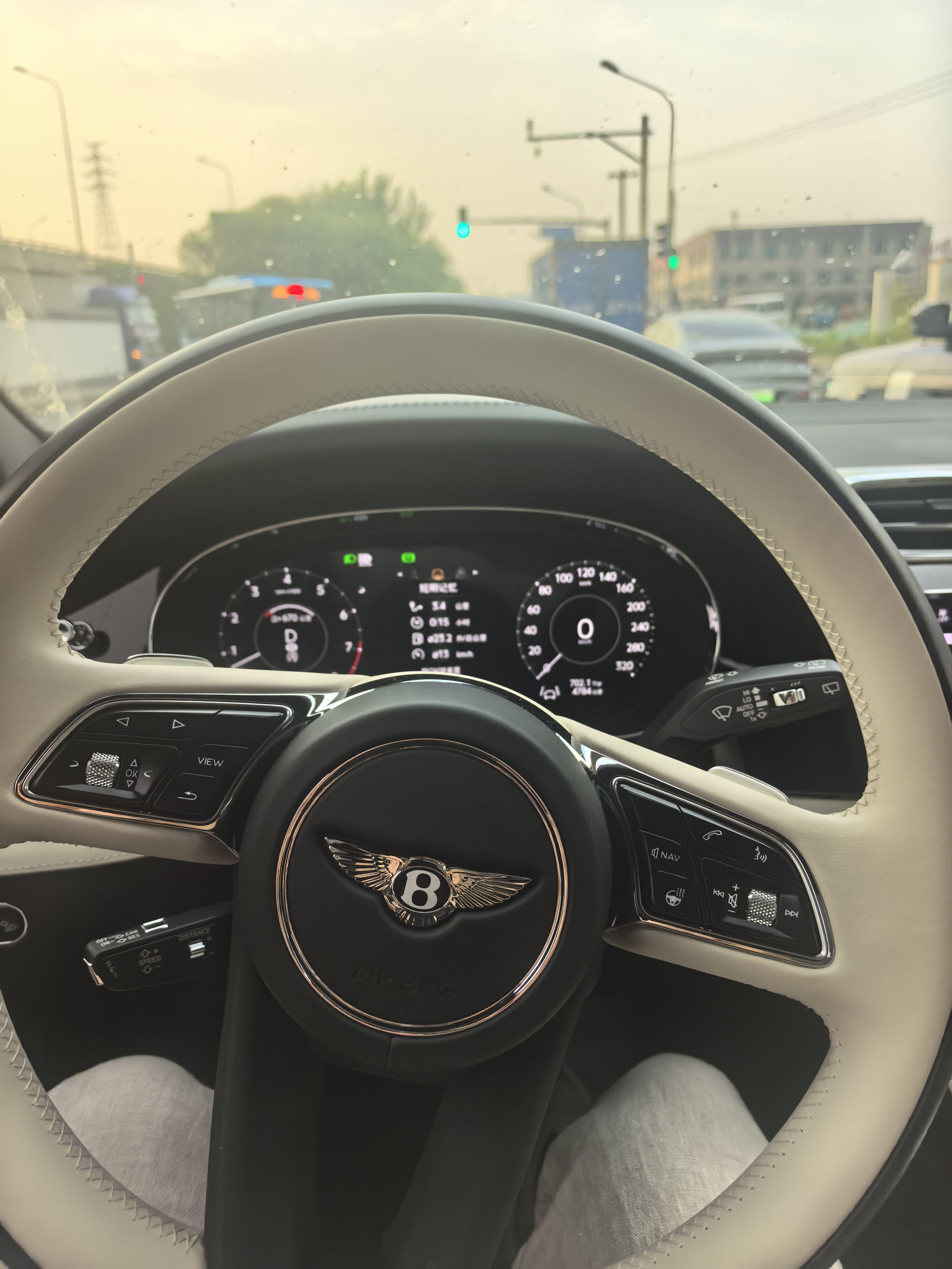 Bentley Tian Yue 2024 thumb 6