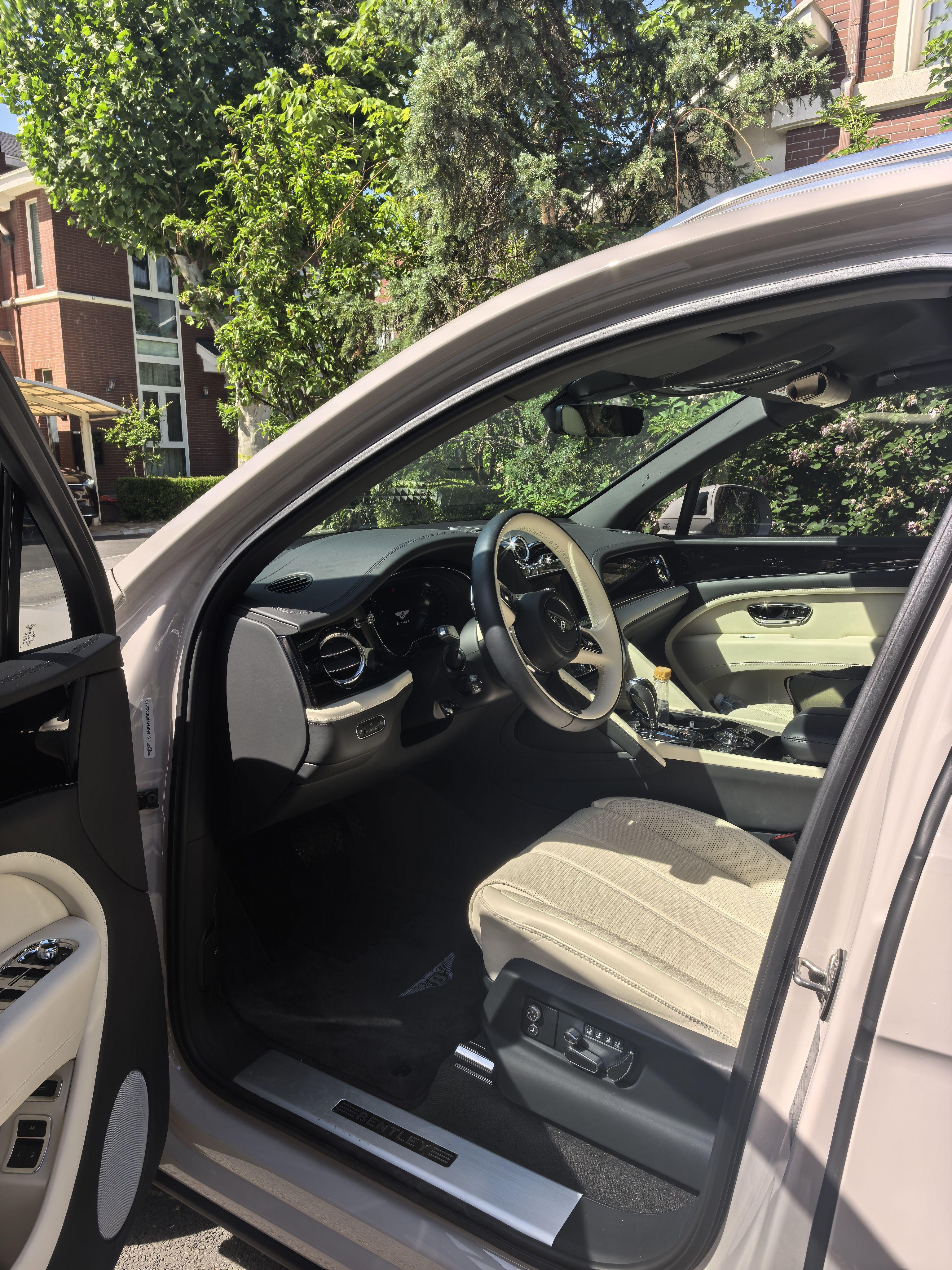 Bentley Tian Yue 2024 thumb 7