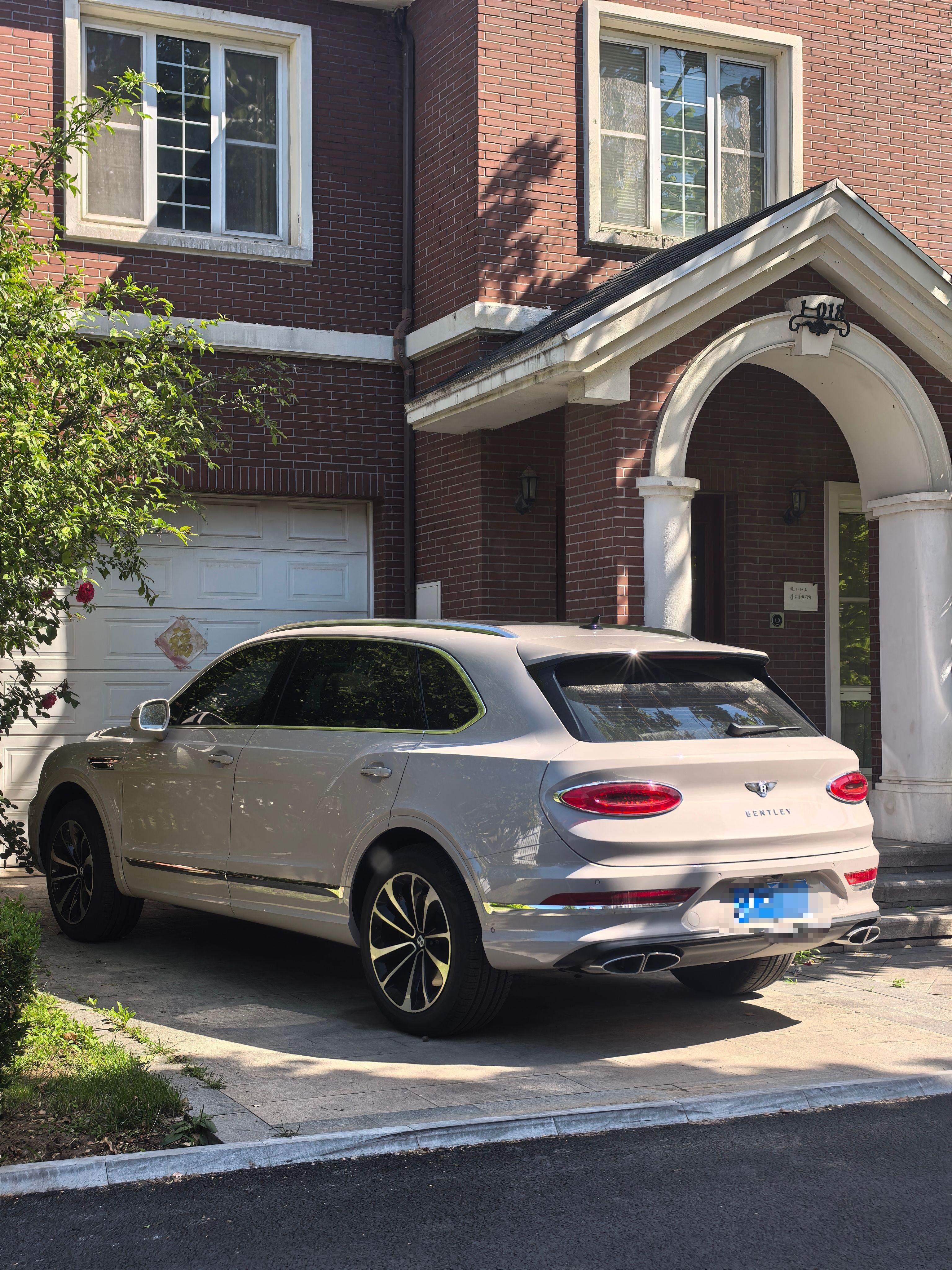 Bentley Tian Yue 2024 thumb 9