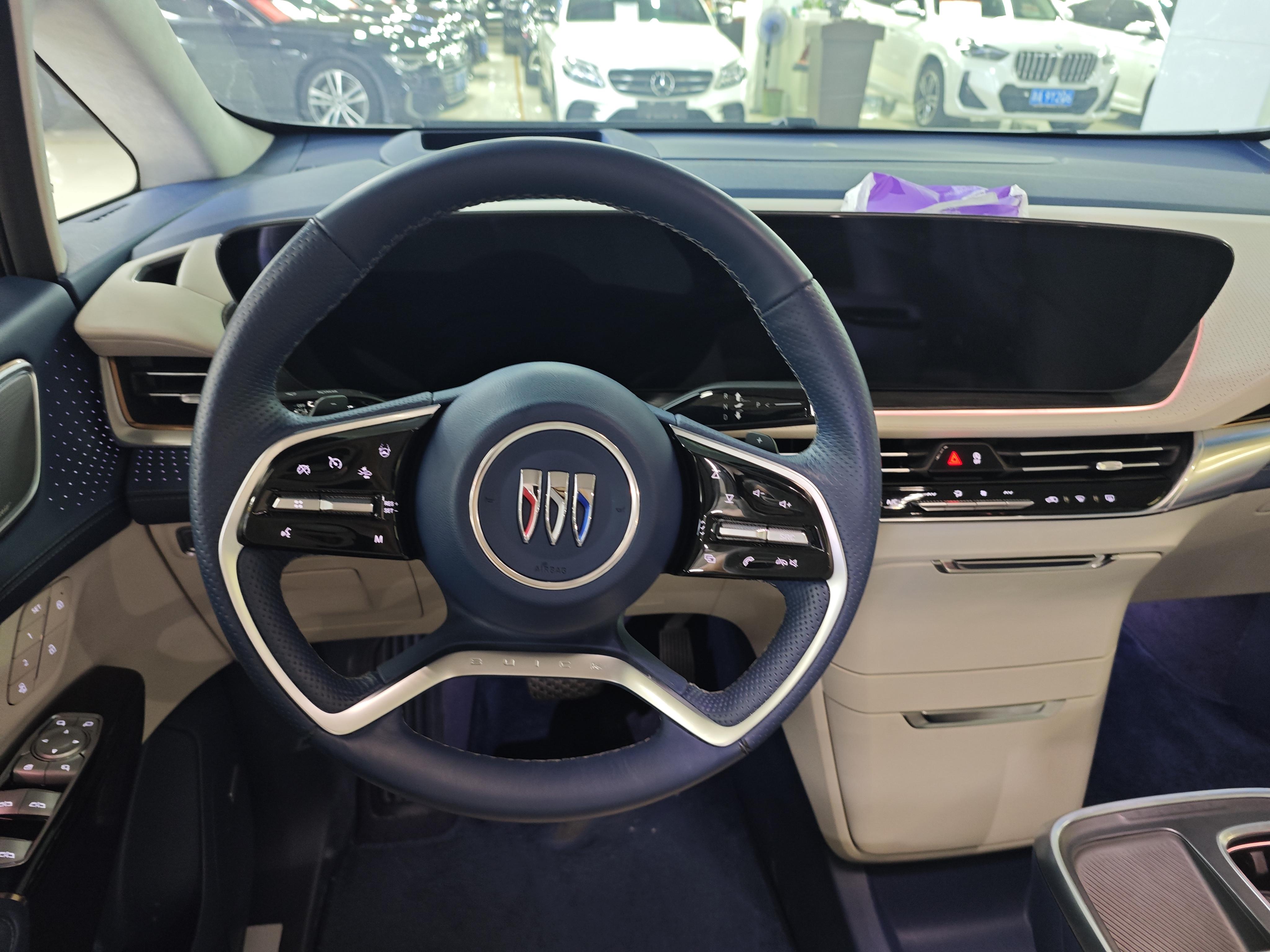 Buick Century 2023 thumb 6