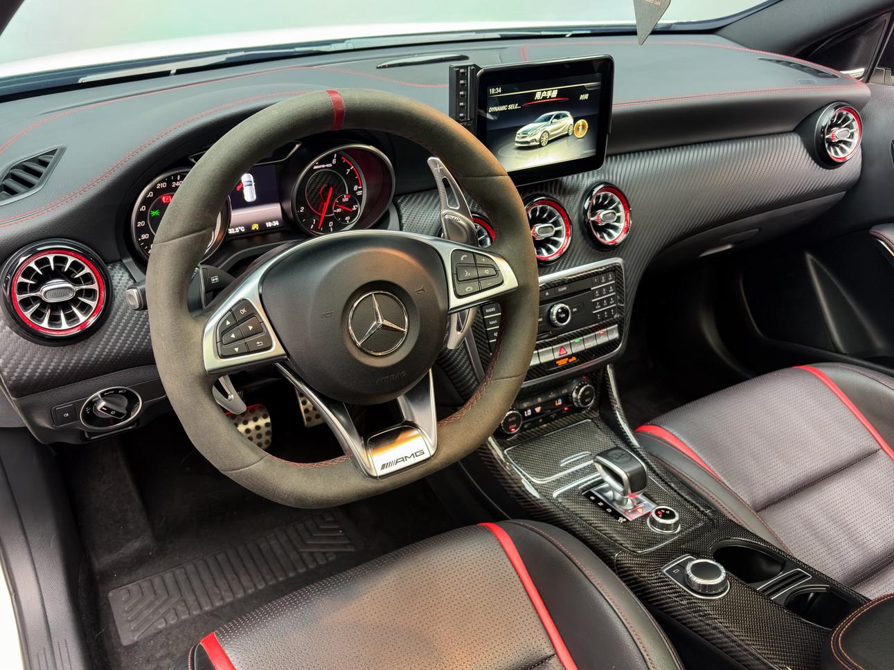 Mercedes-Benz A-Класс 2017 thumb 10