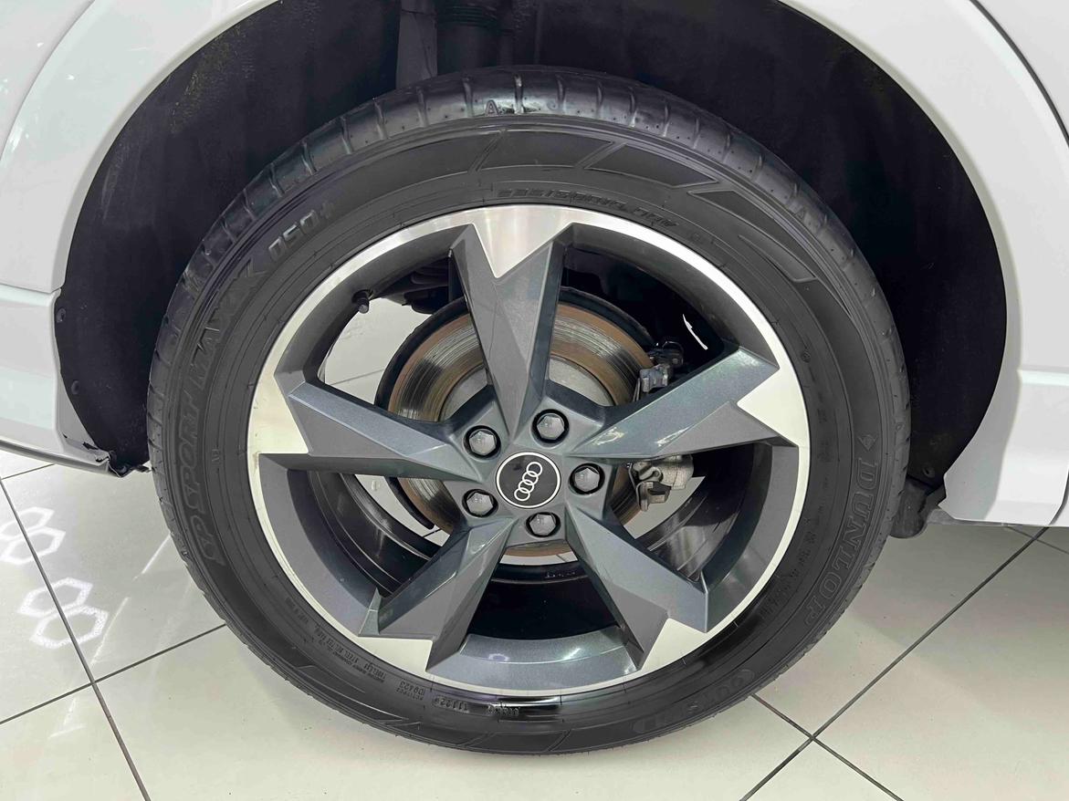 Audi Q3 2022 thumb 5