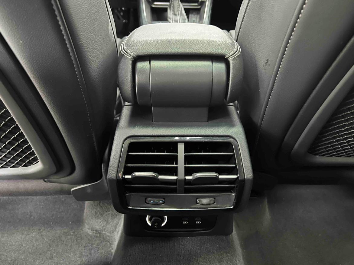 Audi Q3 2022 thumb 7