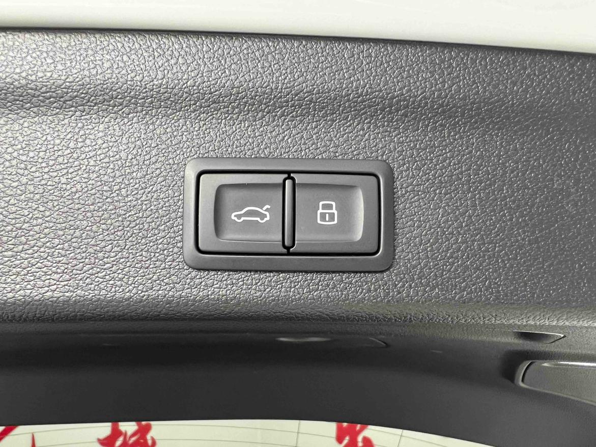 Audi Q3 2022 thumb 8