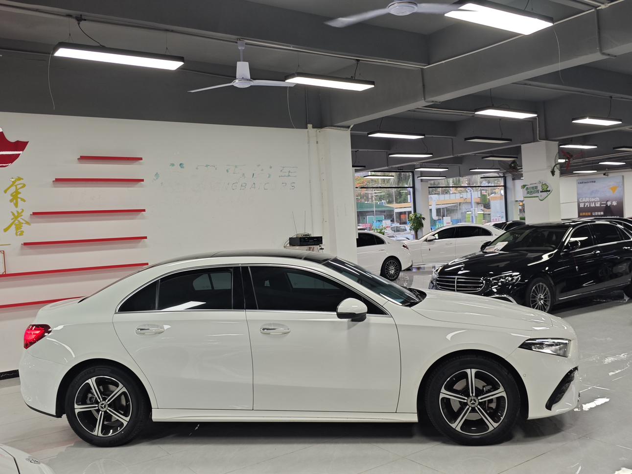 Mercedes-Benz A-Класс 2023 thumb 3