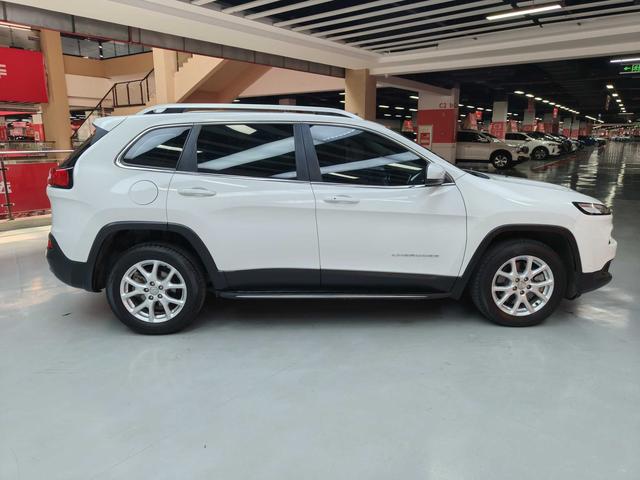 Jeep Renegade 2016 thumb 6