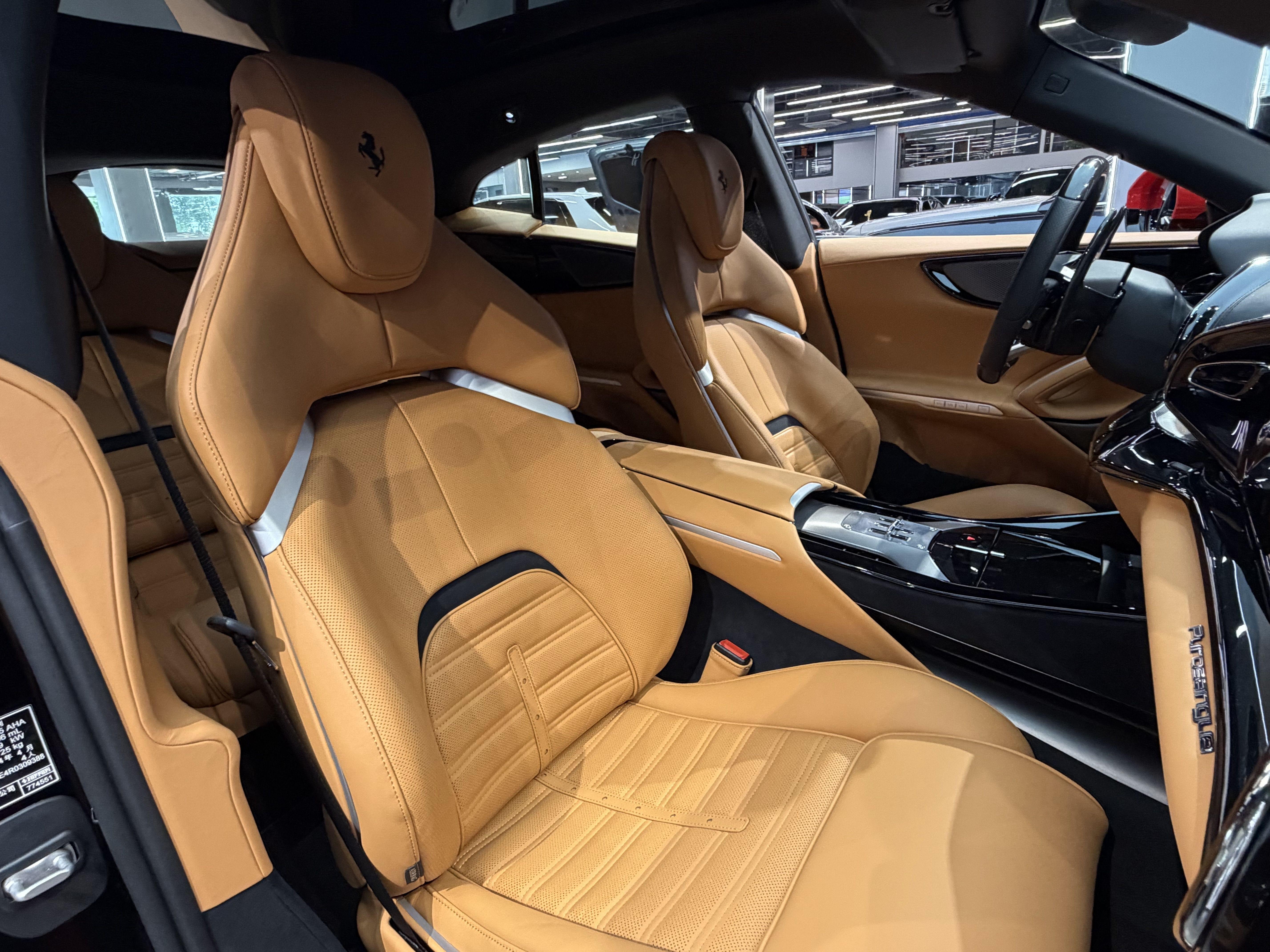 Ferrari Purosangue 2022 thumb 7
