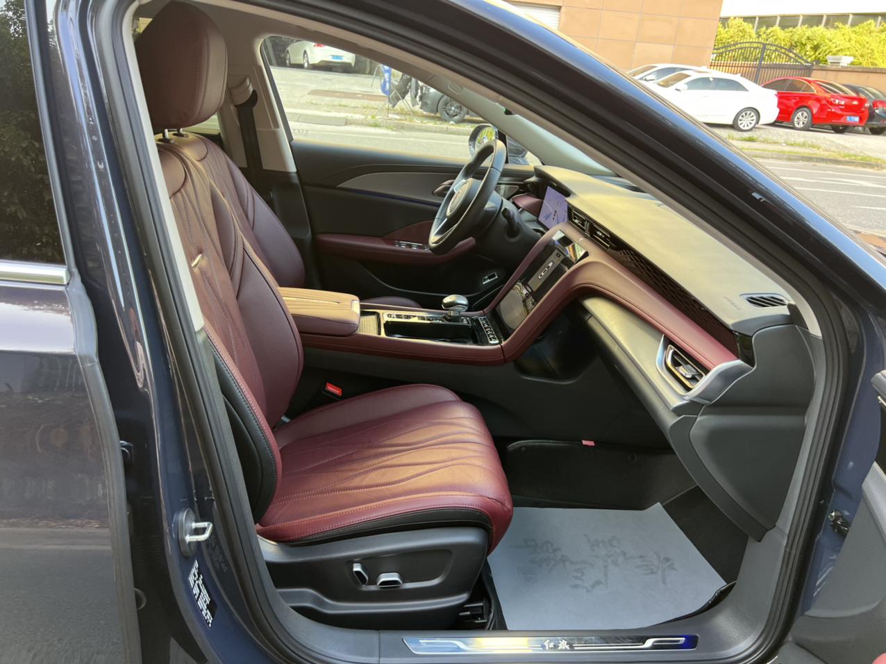 Hongqi H5 2024 thumb 8