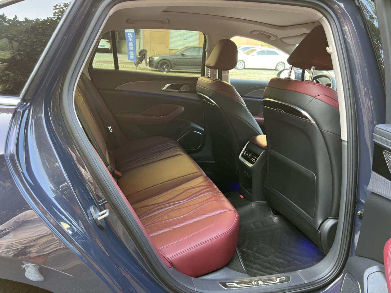 Hongqi H5 2024 thumb 10