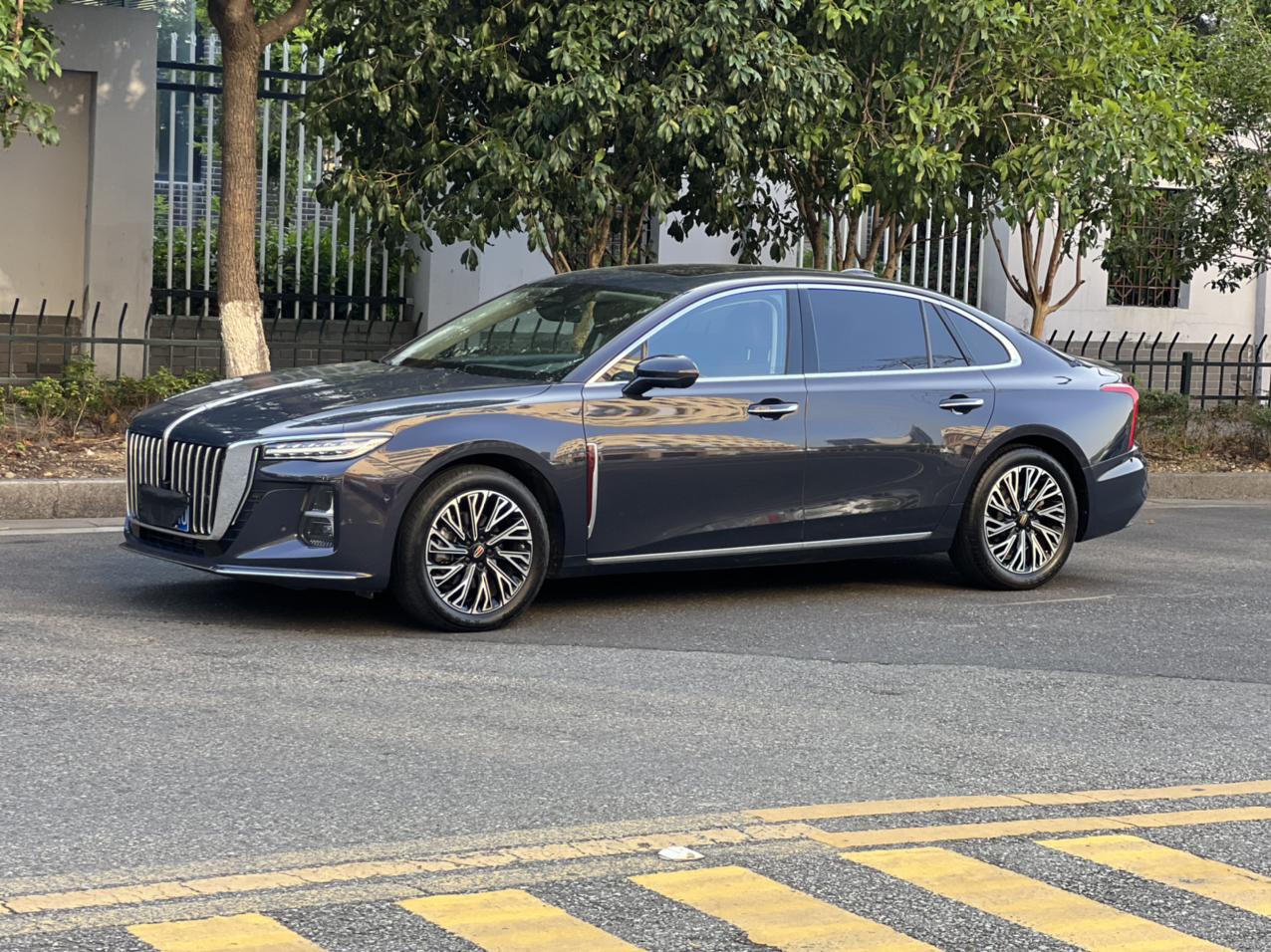 Hongqi H5 2024 thumb 11