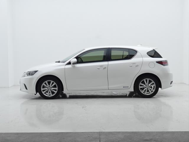 Lexus CT 2014 thumb 2
