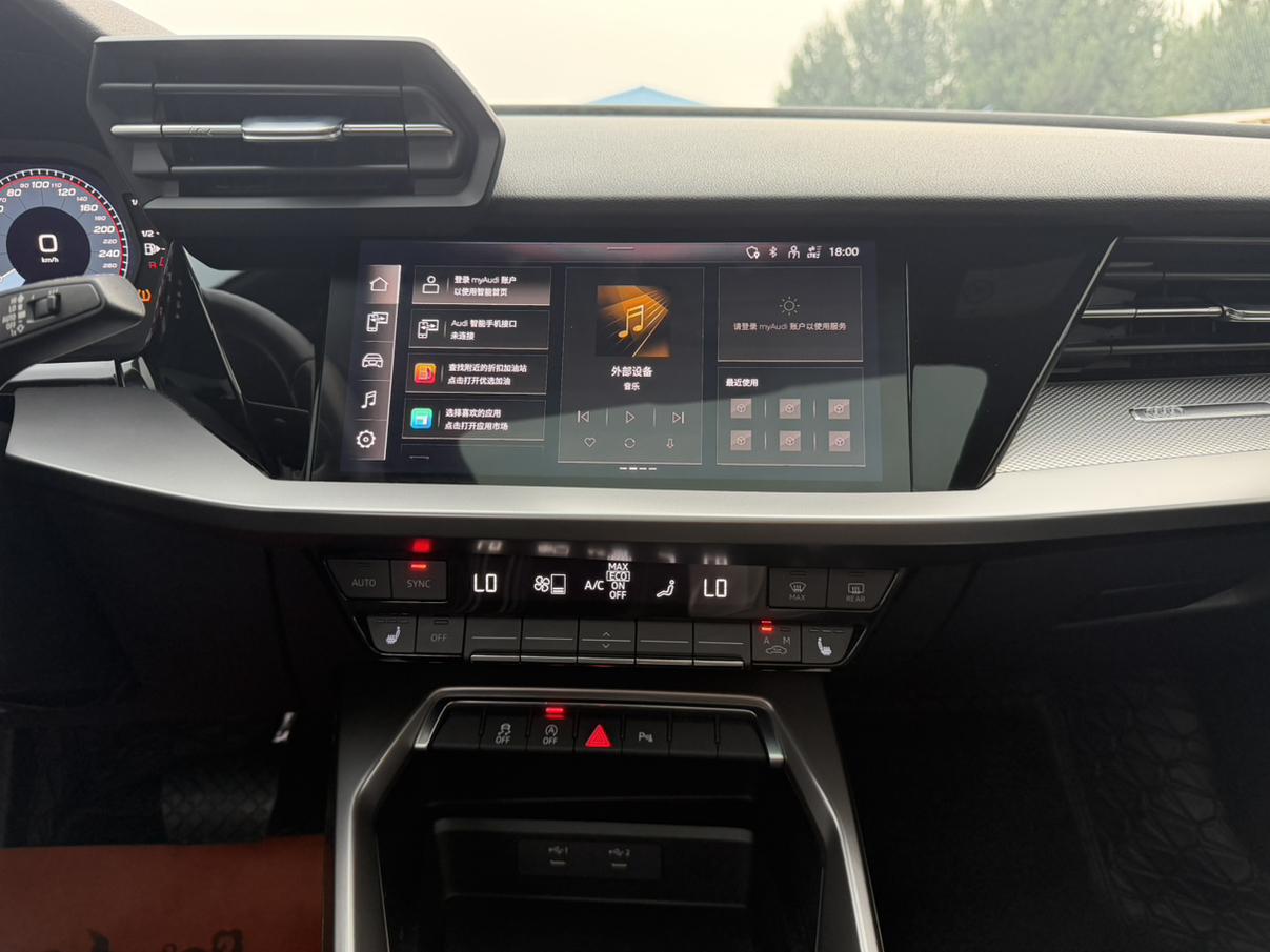 Audi A3 2022 thumb 10