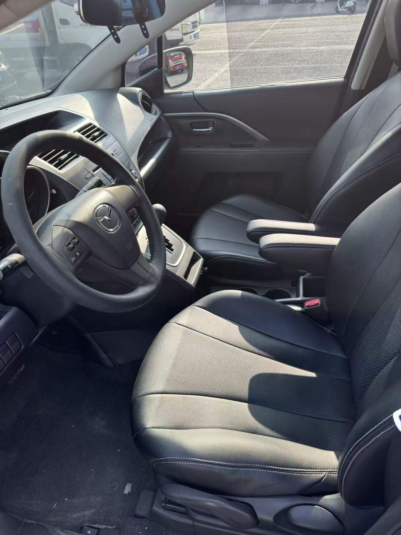 Mazda 5 2013 thumb 7