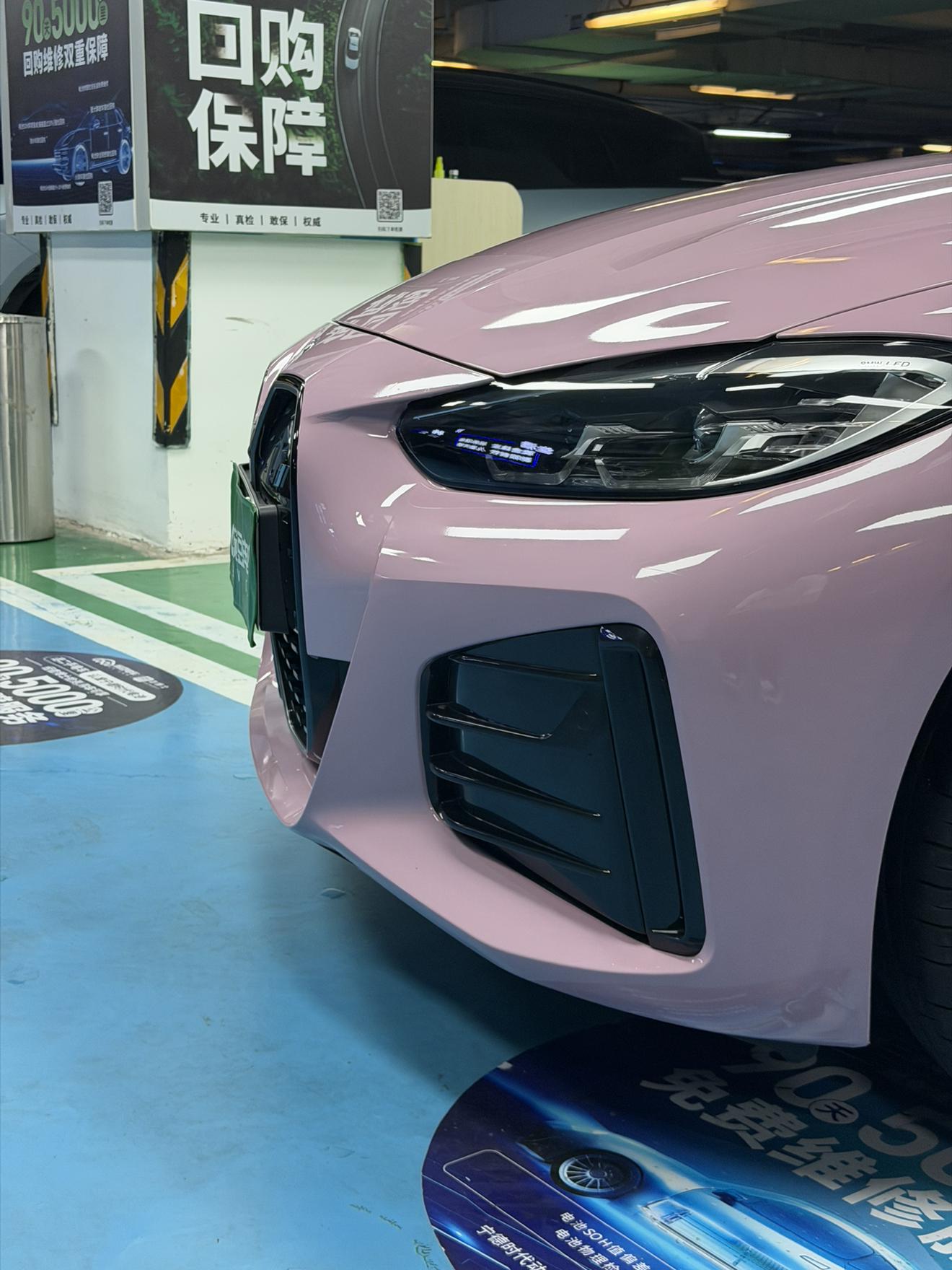BMW i4 2022 thumb 6