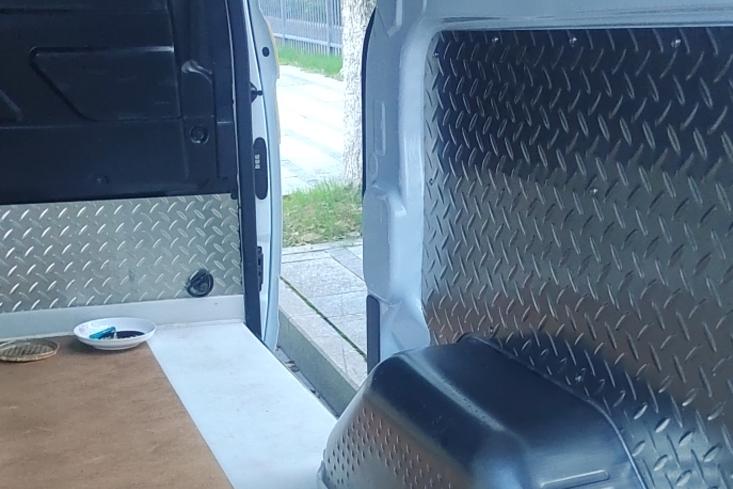 Ford Transit 2023 thumb 11