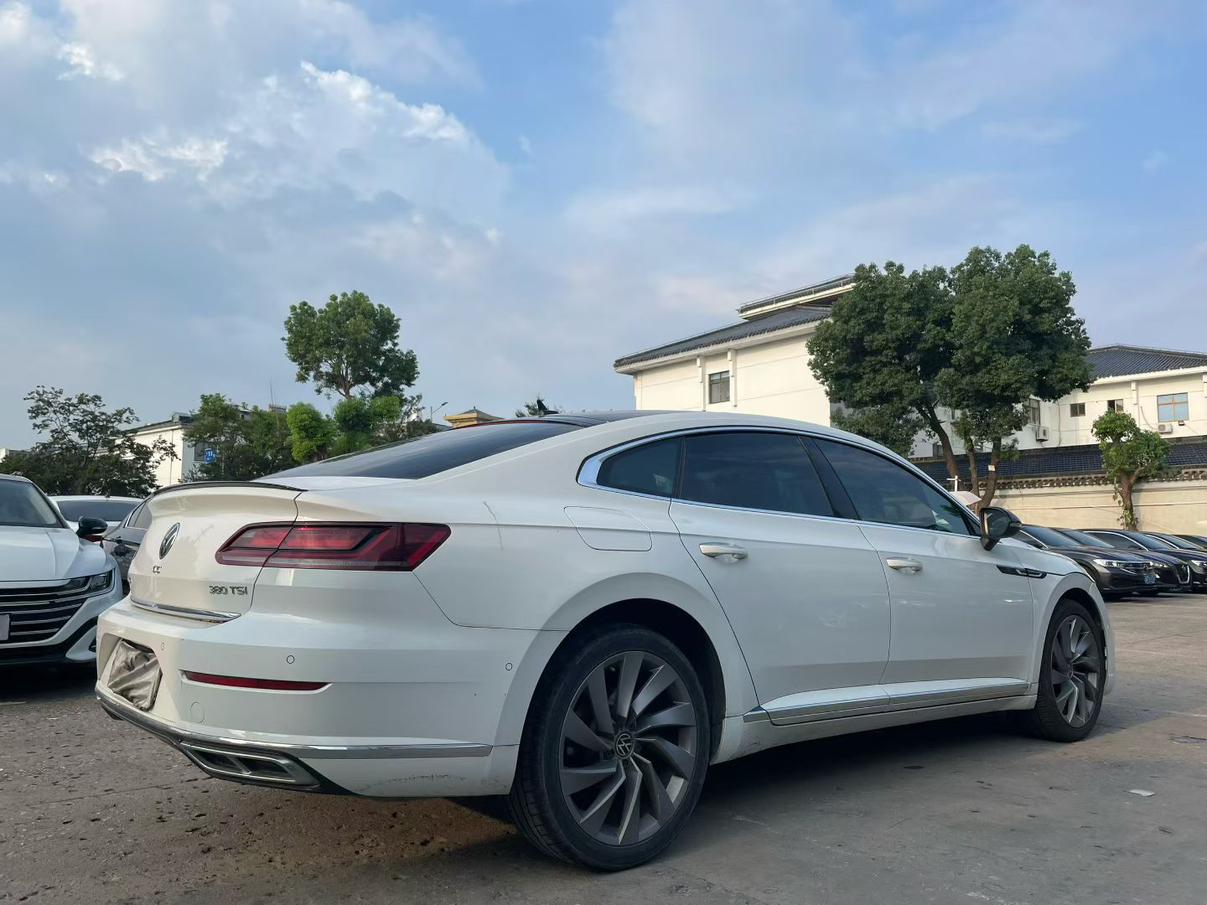 Volkswagen Arteon 2023 thumb 4