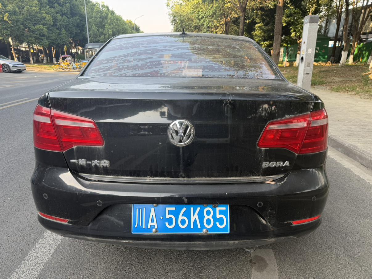 Volkswagen Bora 2015 thumb 4