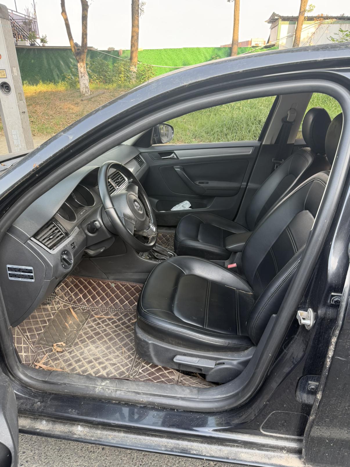 Volkswagen Bora 2015 thumb 9