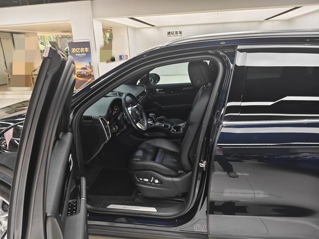 Porsche Cayenne 2019 thumb 8