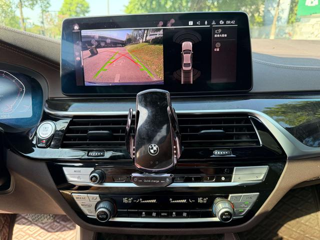 BMW 5 серии 2021 thumb 5