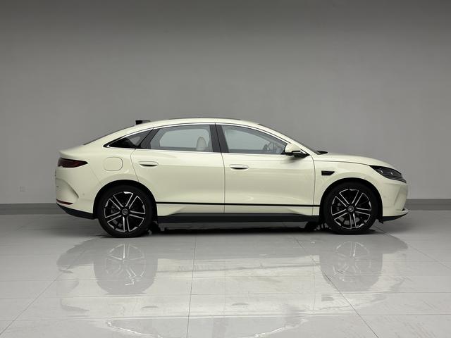 BYD Qin 2025 thumb 6