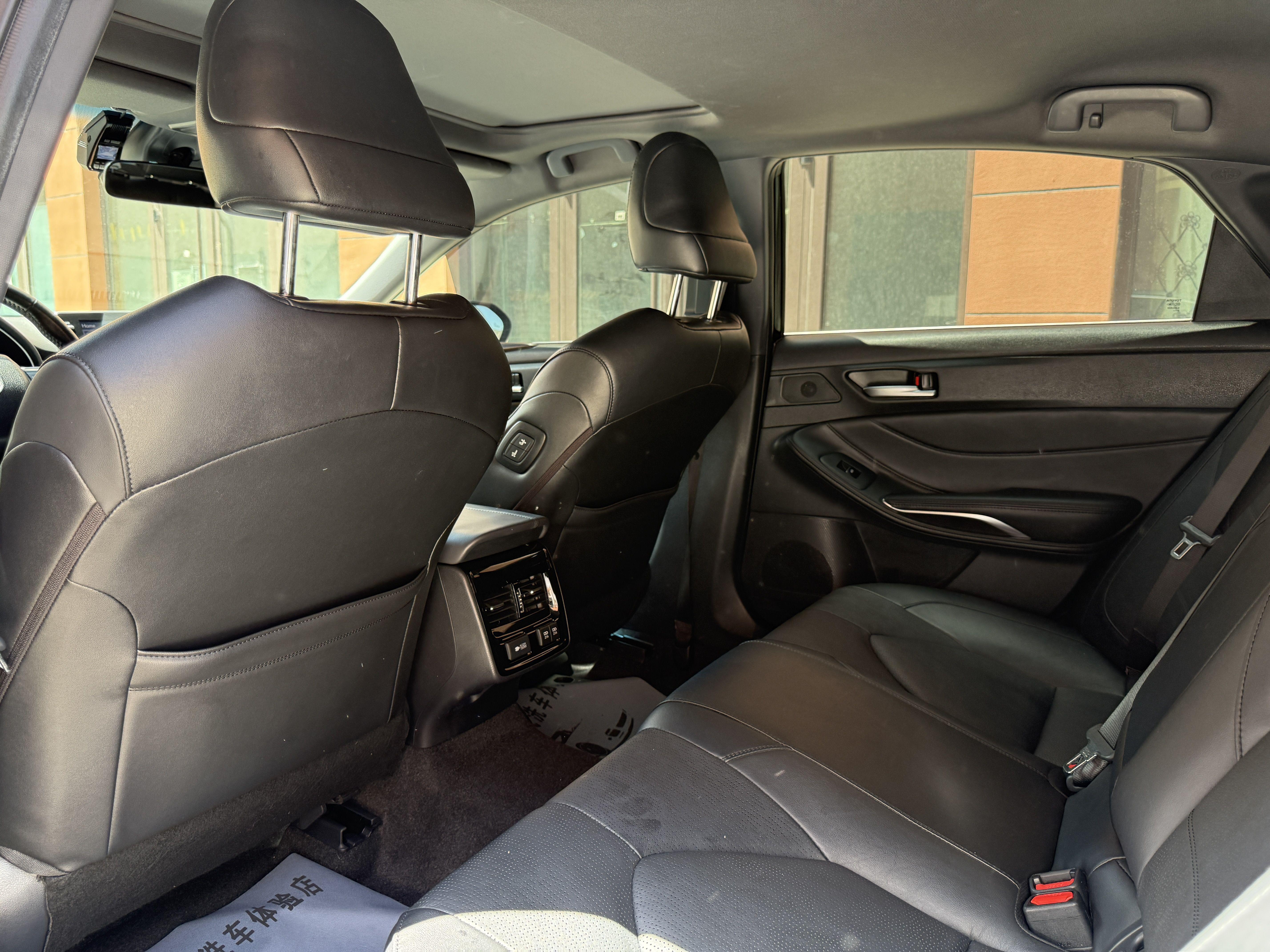 Toyota Avalon 2019 thumb 12