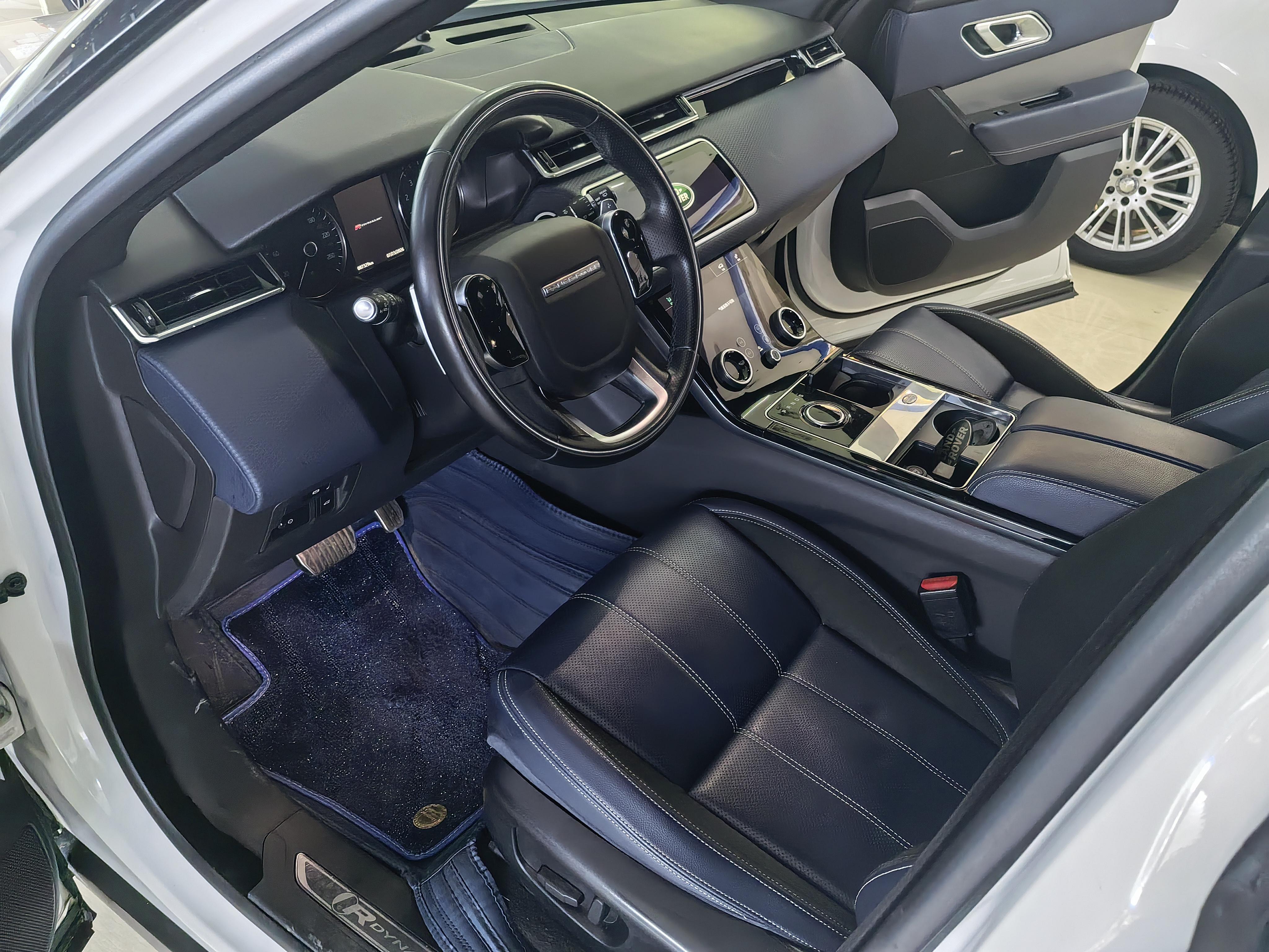 Land Rover Range Rover Evoque 2018 thumb 6