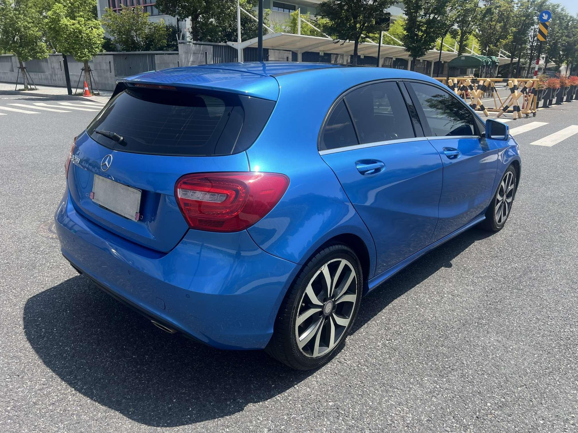 Mercedes-Benz A-Класс 2015 thumb 5