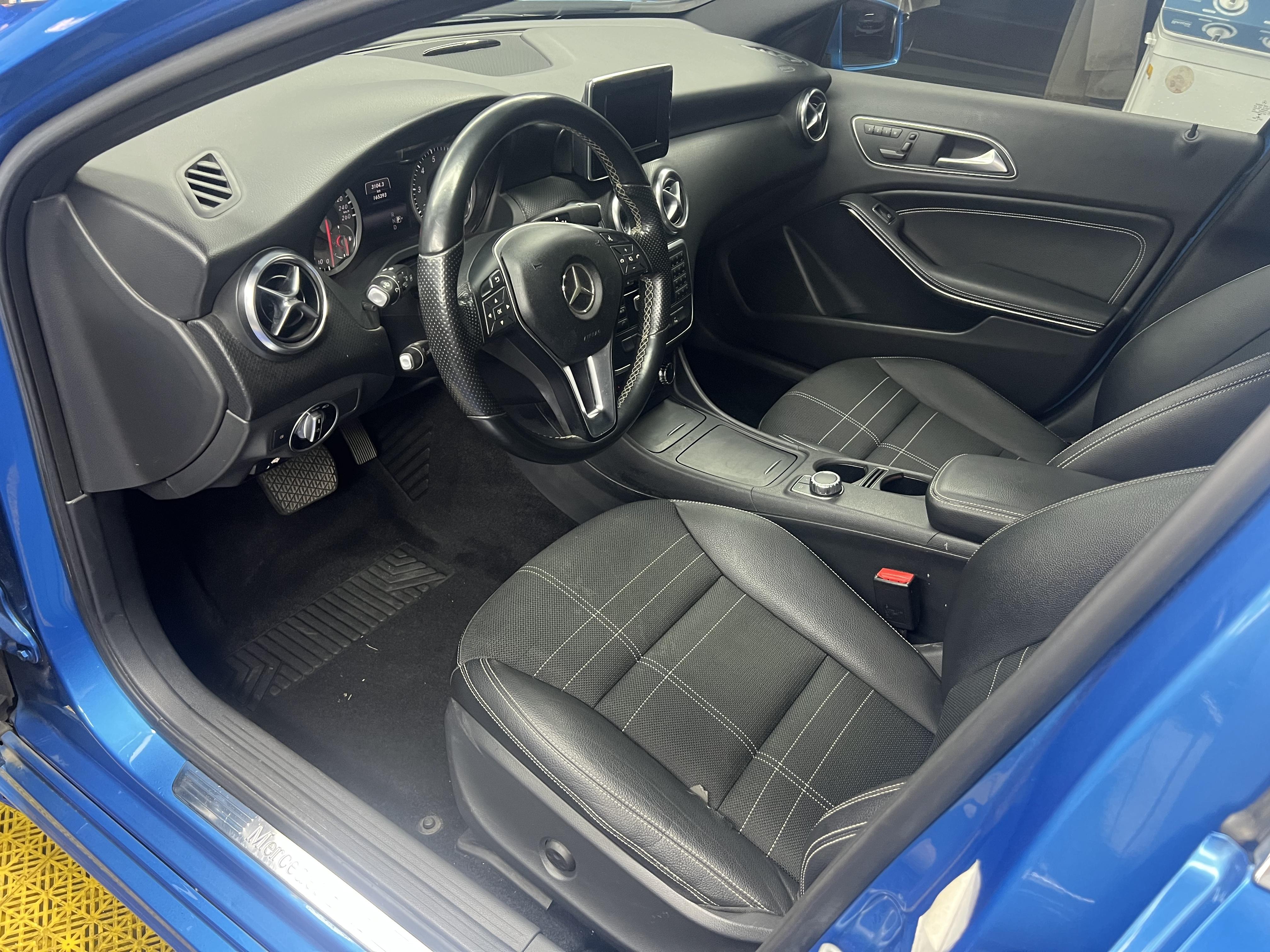 Mercedes-Benz A-Класс 2015 thumb 11
