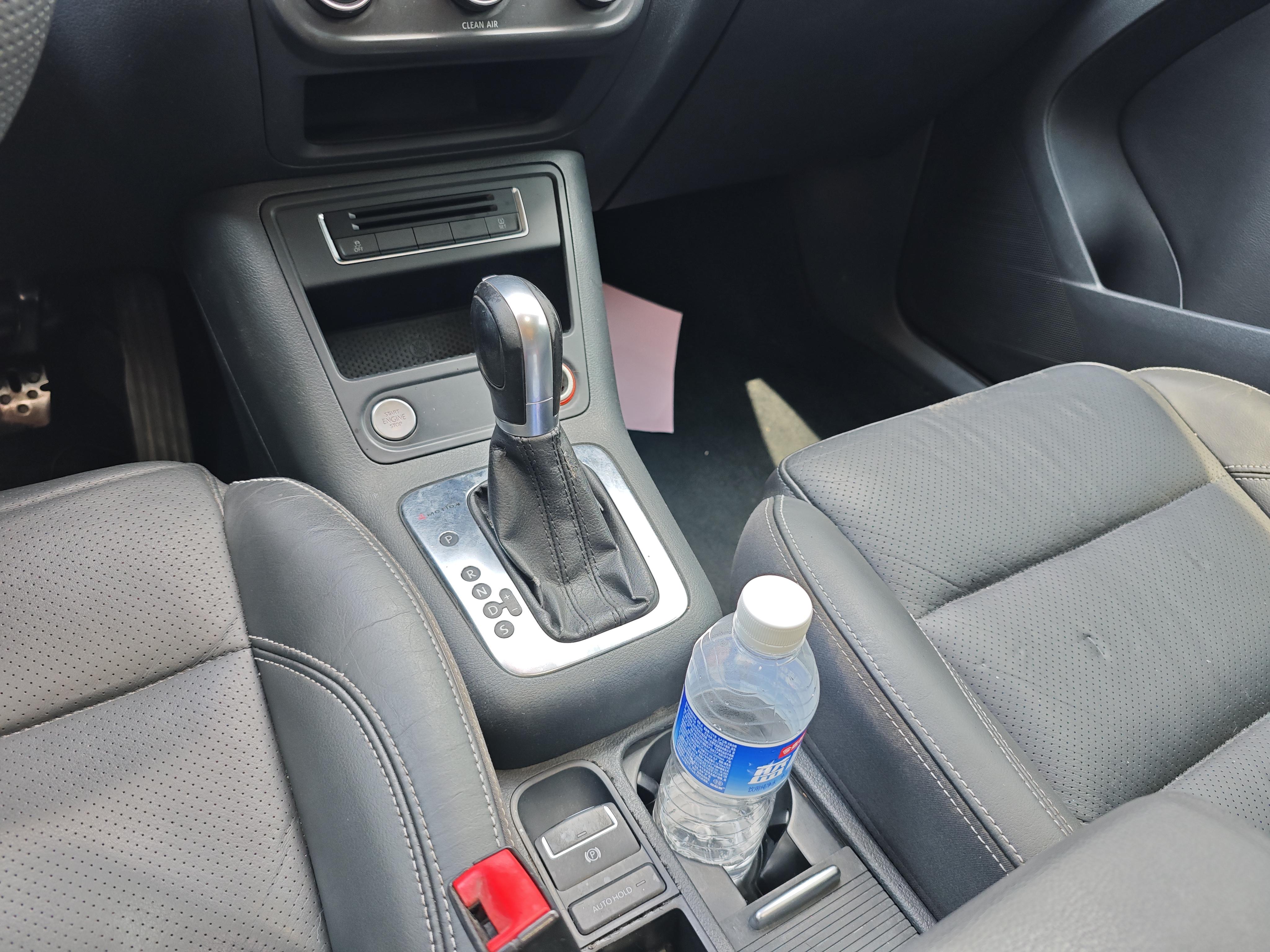 Volkswagen Tiguan 2016 thumb 7