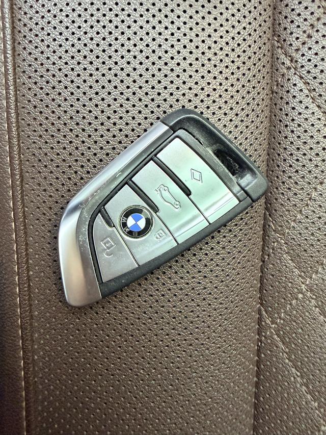 BMW 5 серии 2021 thumb 9