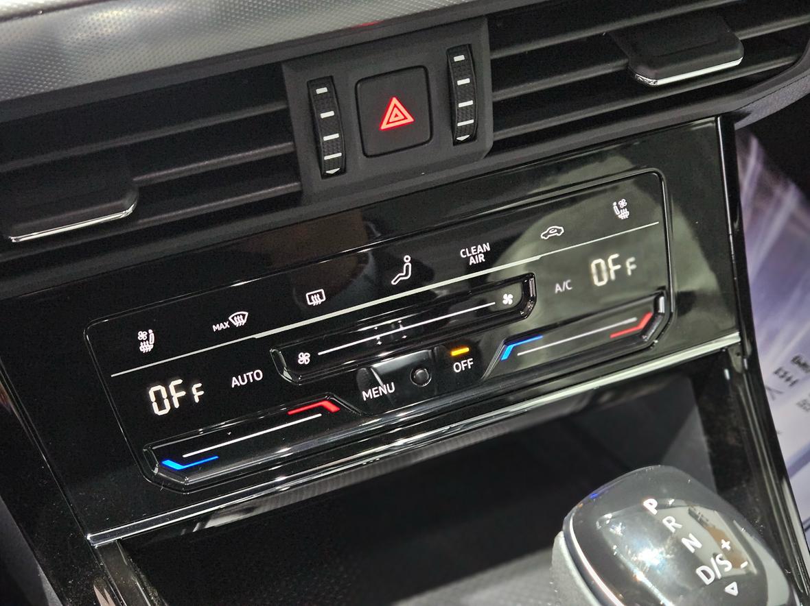 Volkswagen Passat (North America and China) 2025 thumb 7