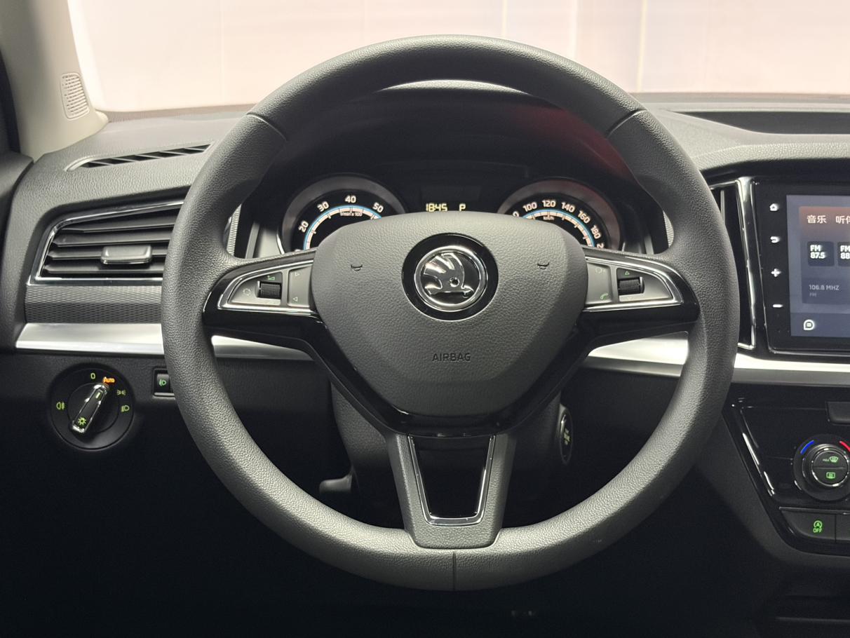 Skoda Kamiq 2023 thumb 9