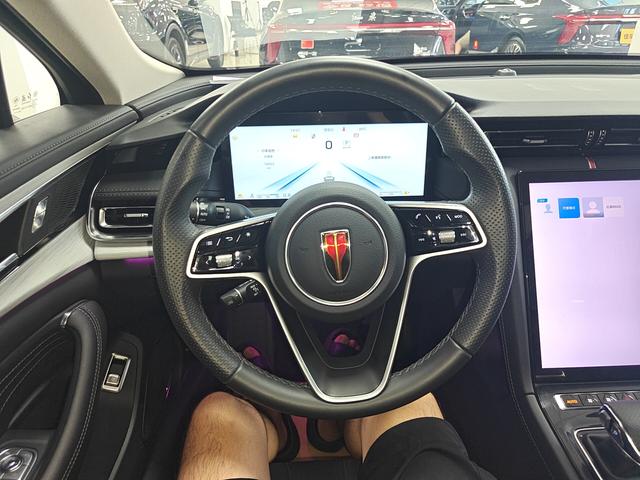 Hongqi H5 2025 thumb 6