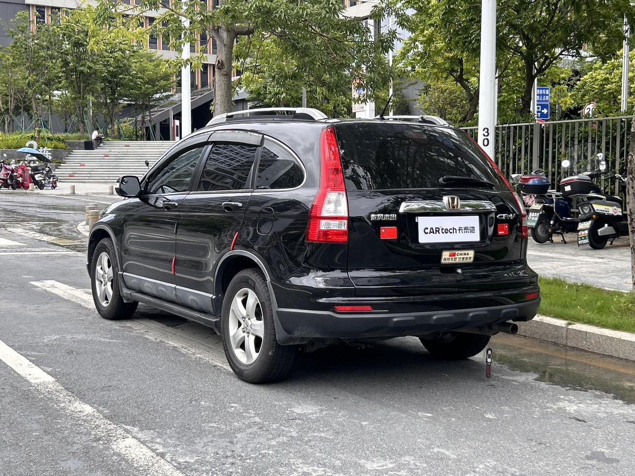 Honda CR-V 2010 thumb 2