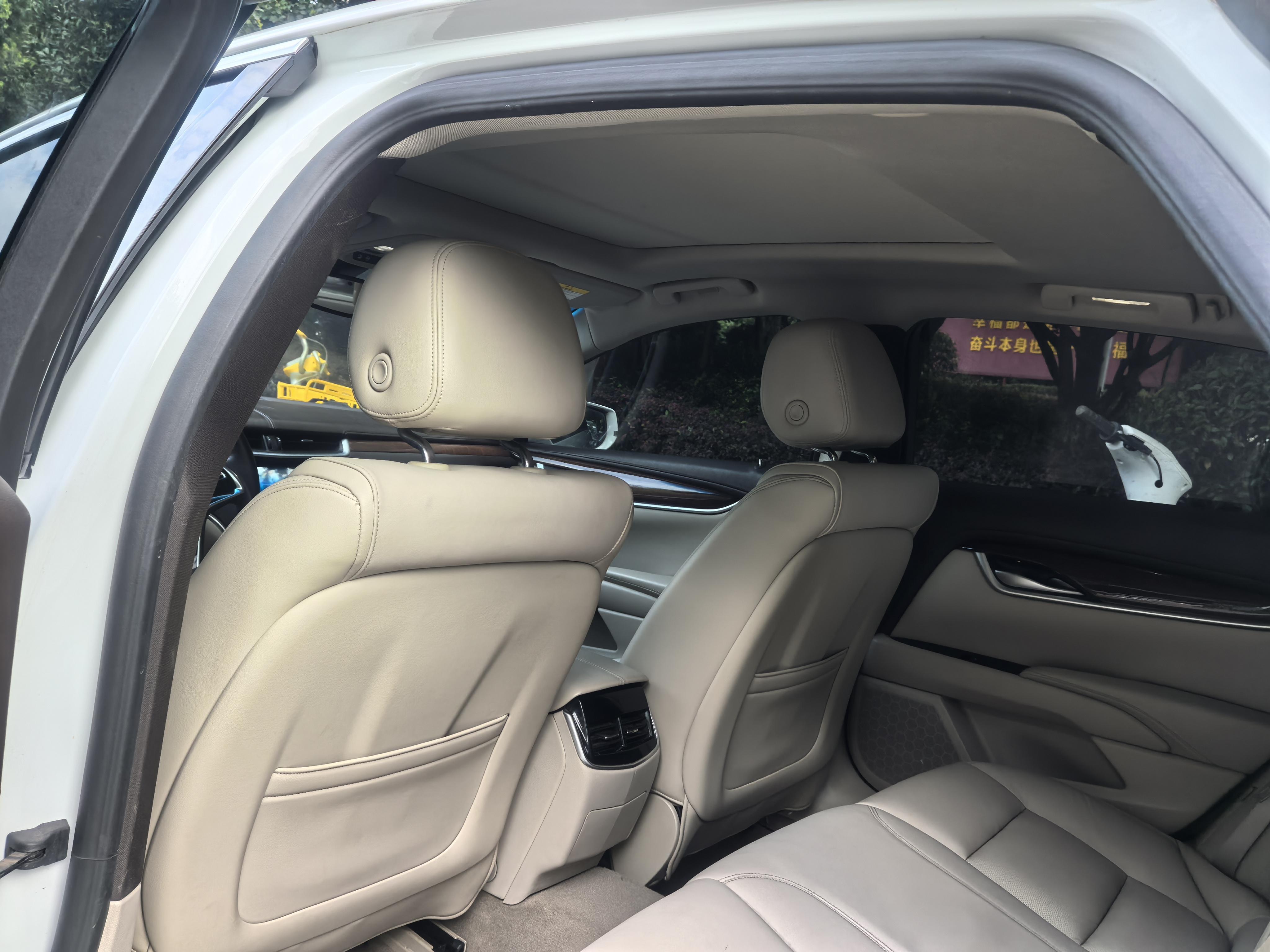 Cadillac XTS 2017 thumb 6