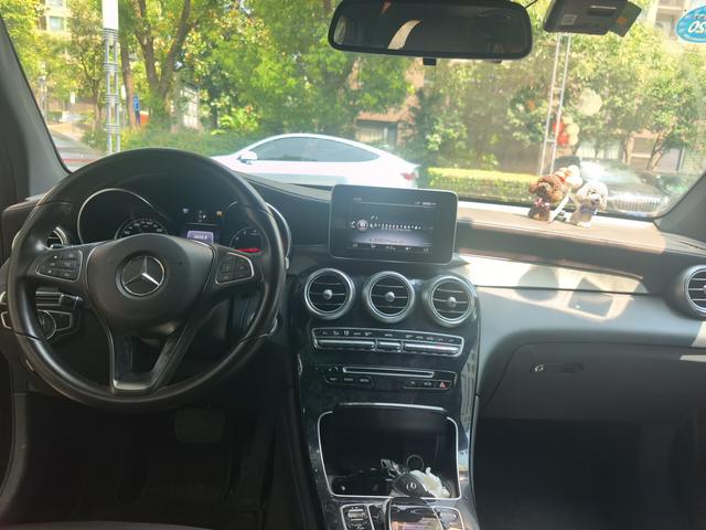 Mercedes-Benz GLC 2017 thumb 3