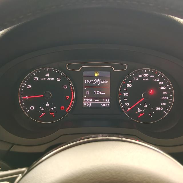 Audi Q3 2013 thumb 5