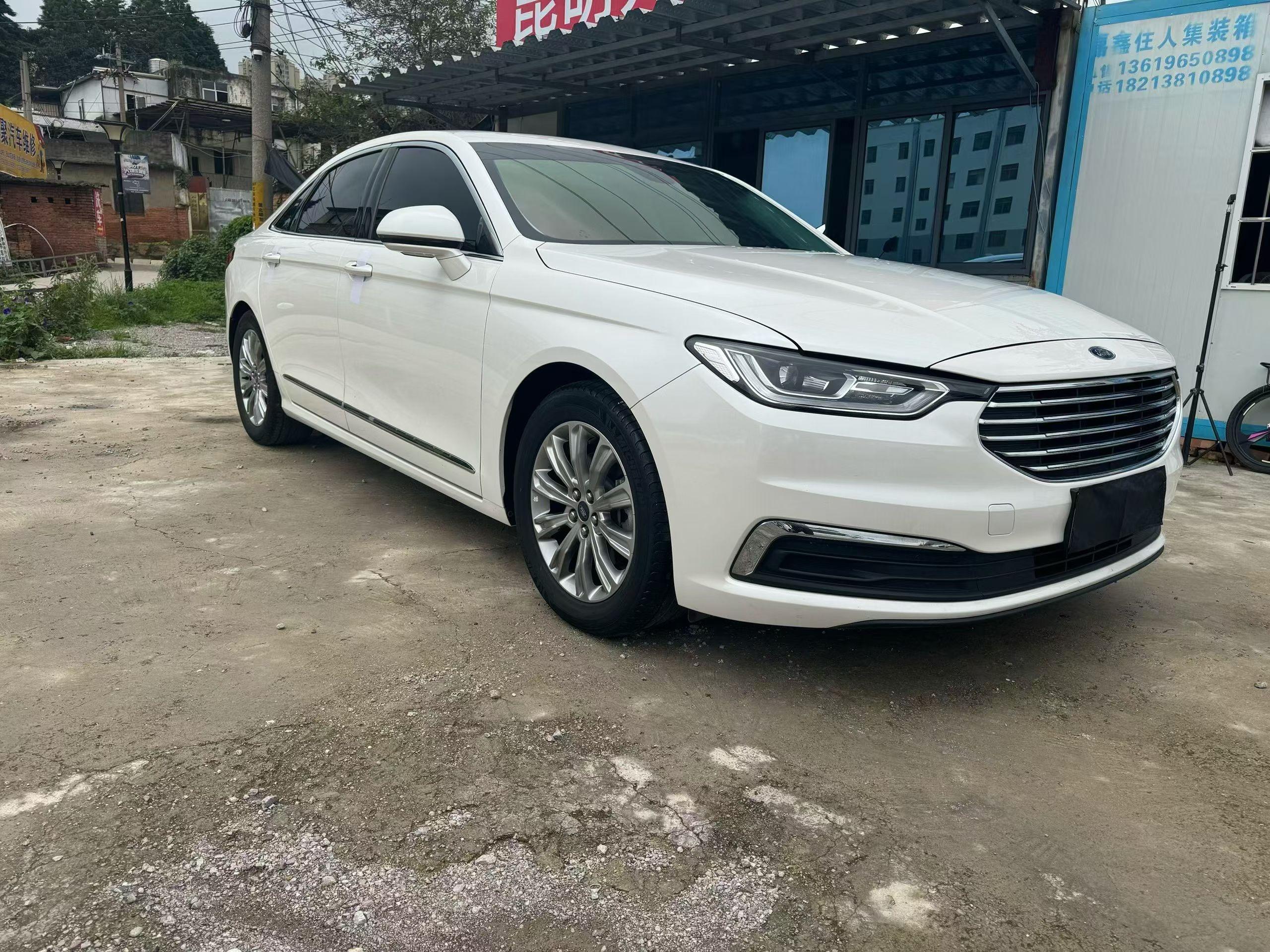 Ford Taurus 2019 thumb 10