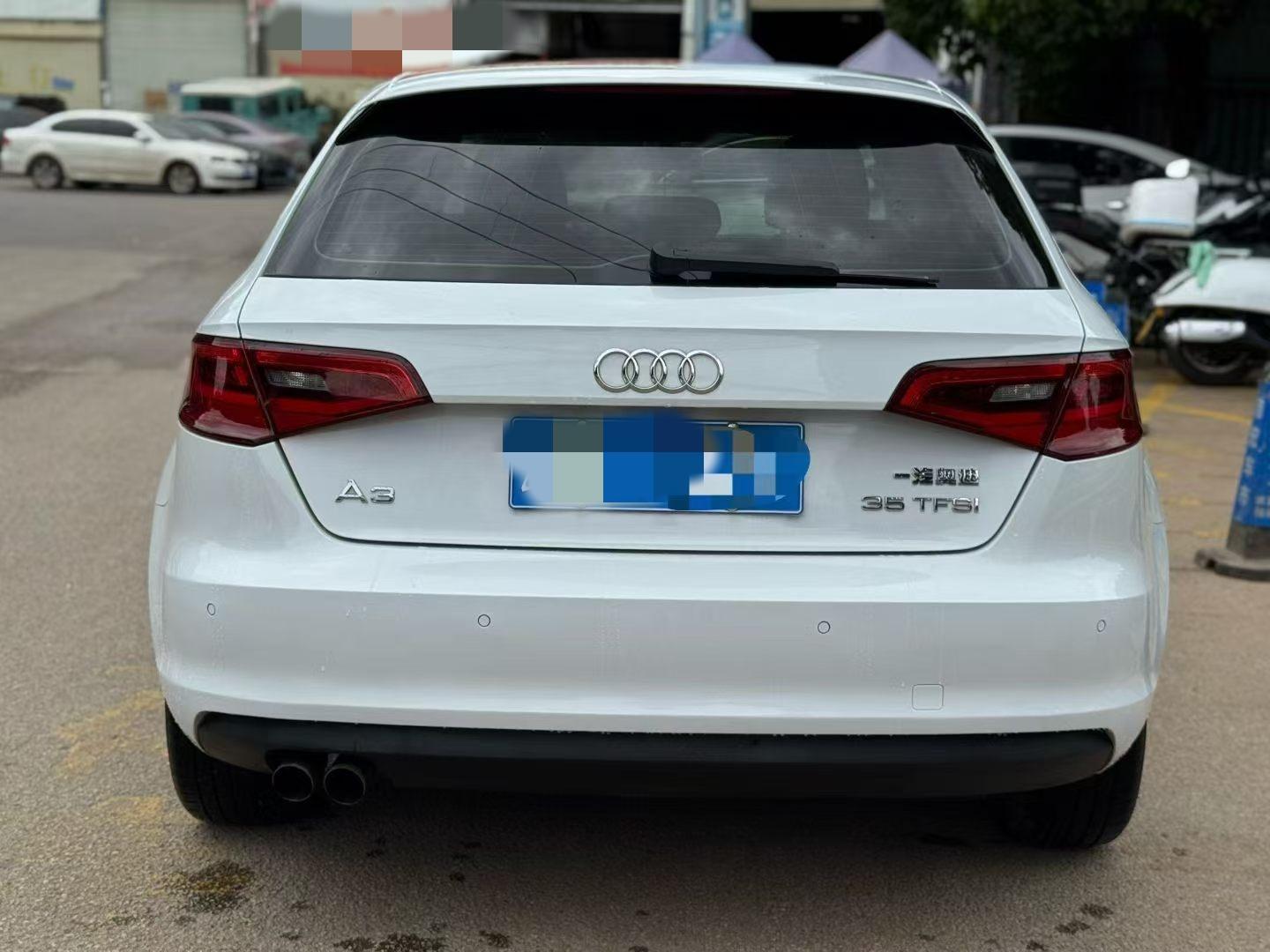 Audi A3 2015 thumb 4