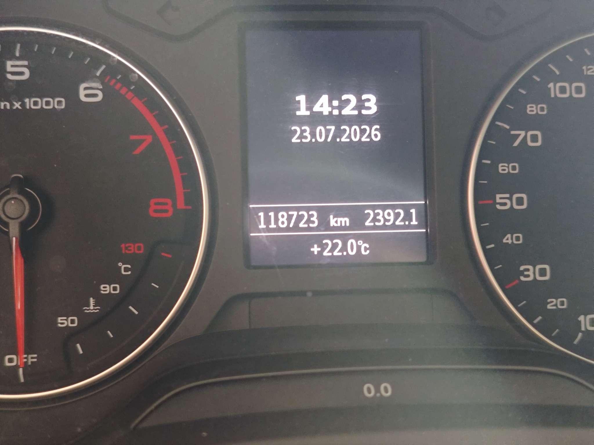 Audi A3 2015 thumb 6