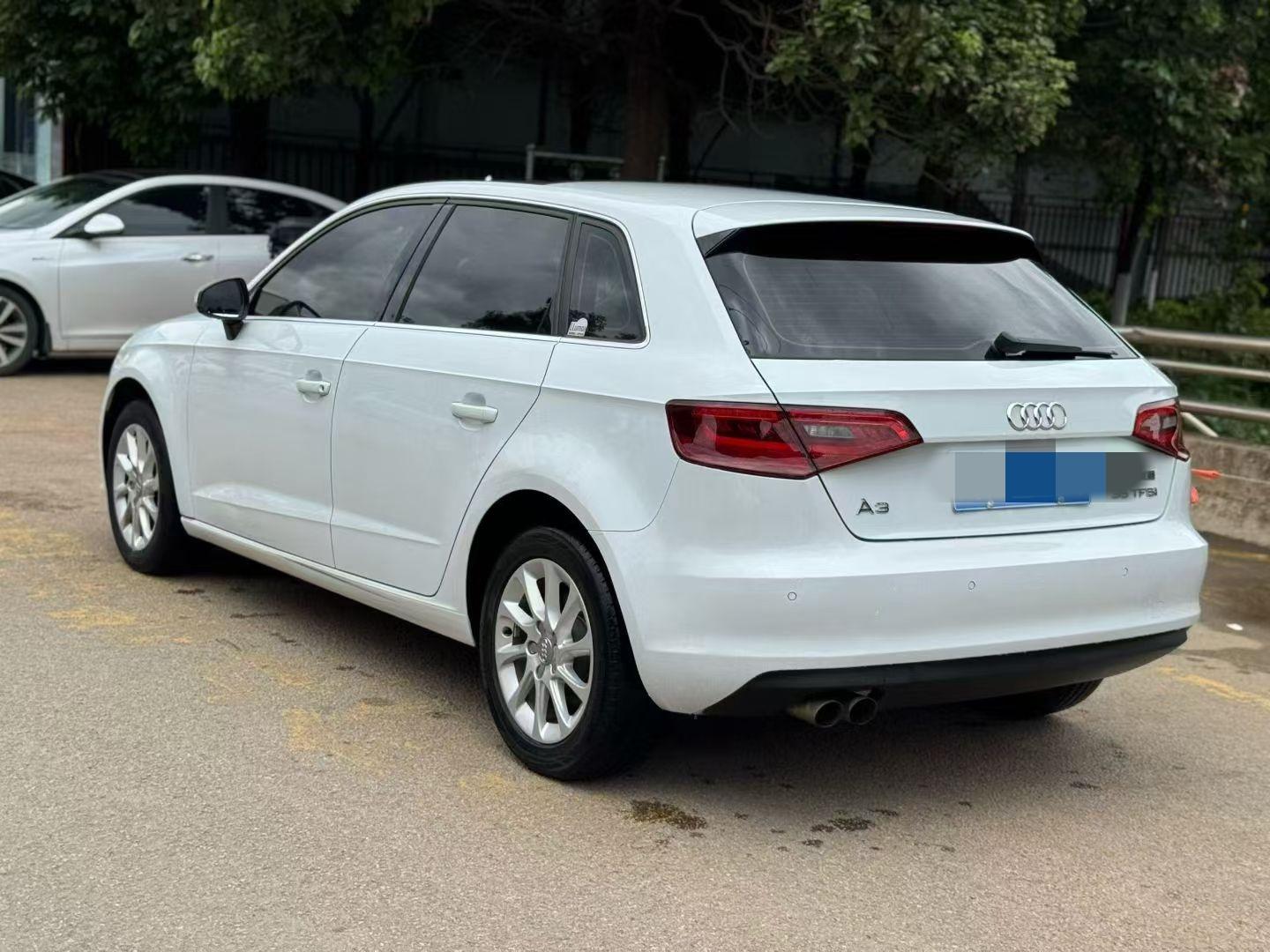 Audi A3 2015 thumb 12