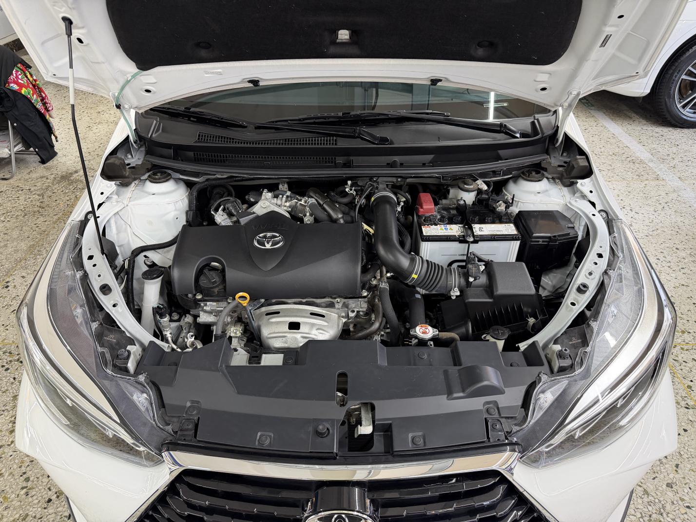 Toyota Yaris 2022 thumb 3