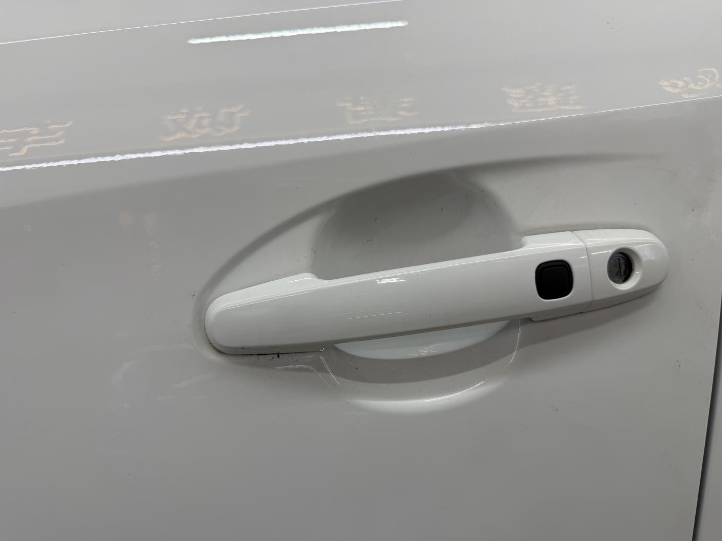 Toyota Yaris 2022 thumb 6