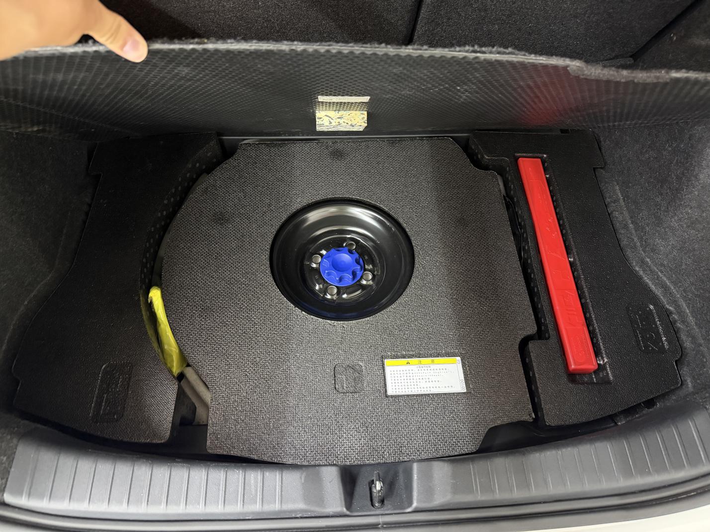 Toyota Yaris 2022 thumb 9