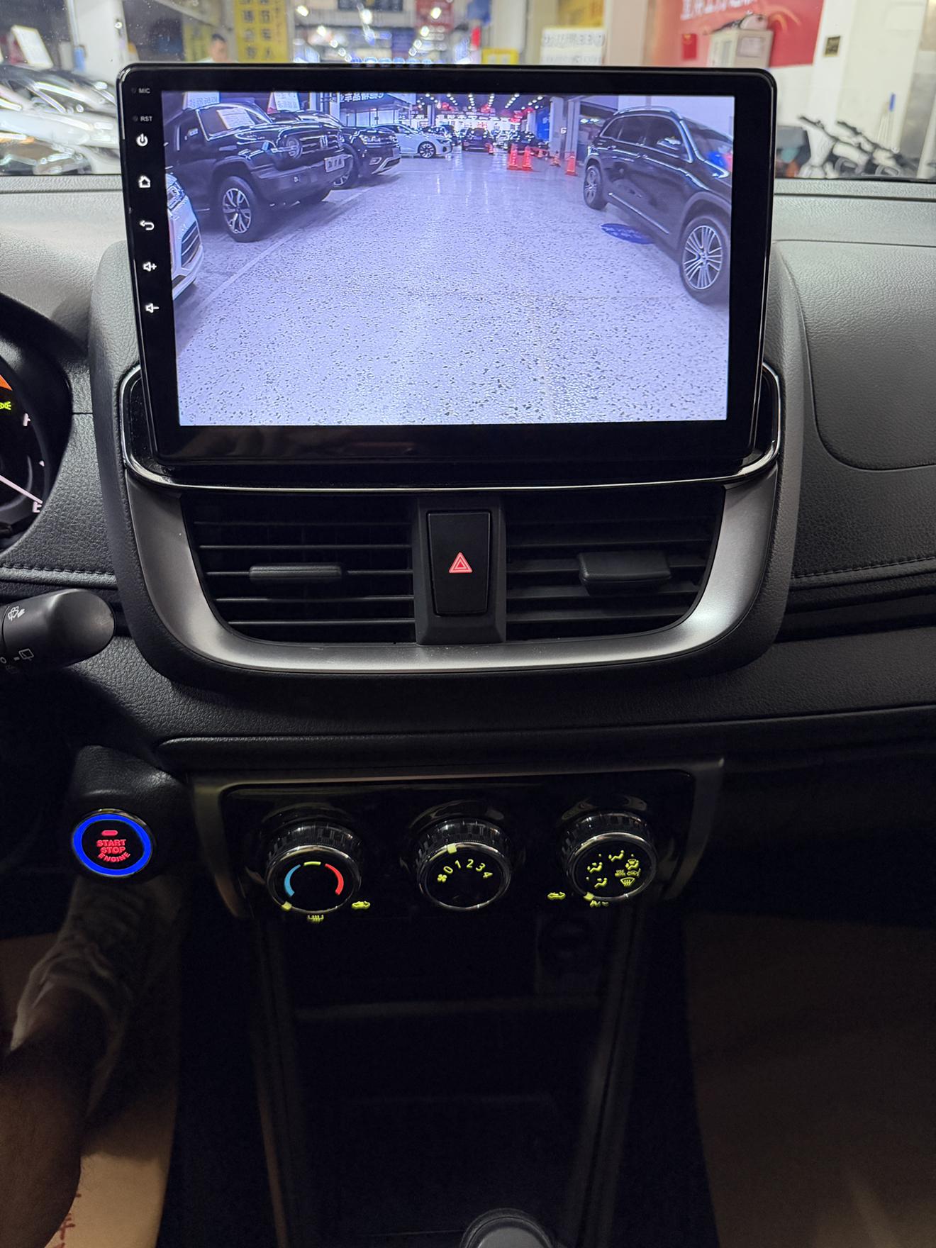 Toyota Yaris 2022 thumb 11