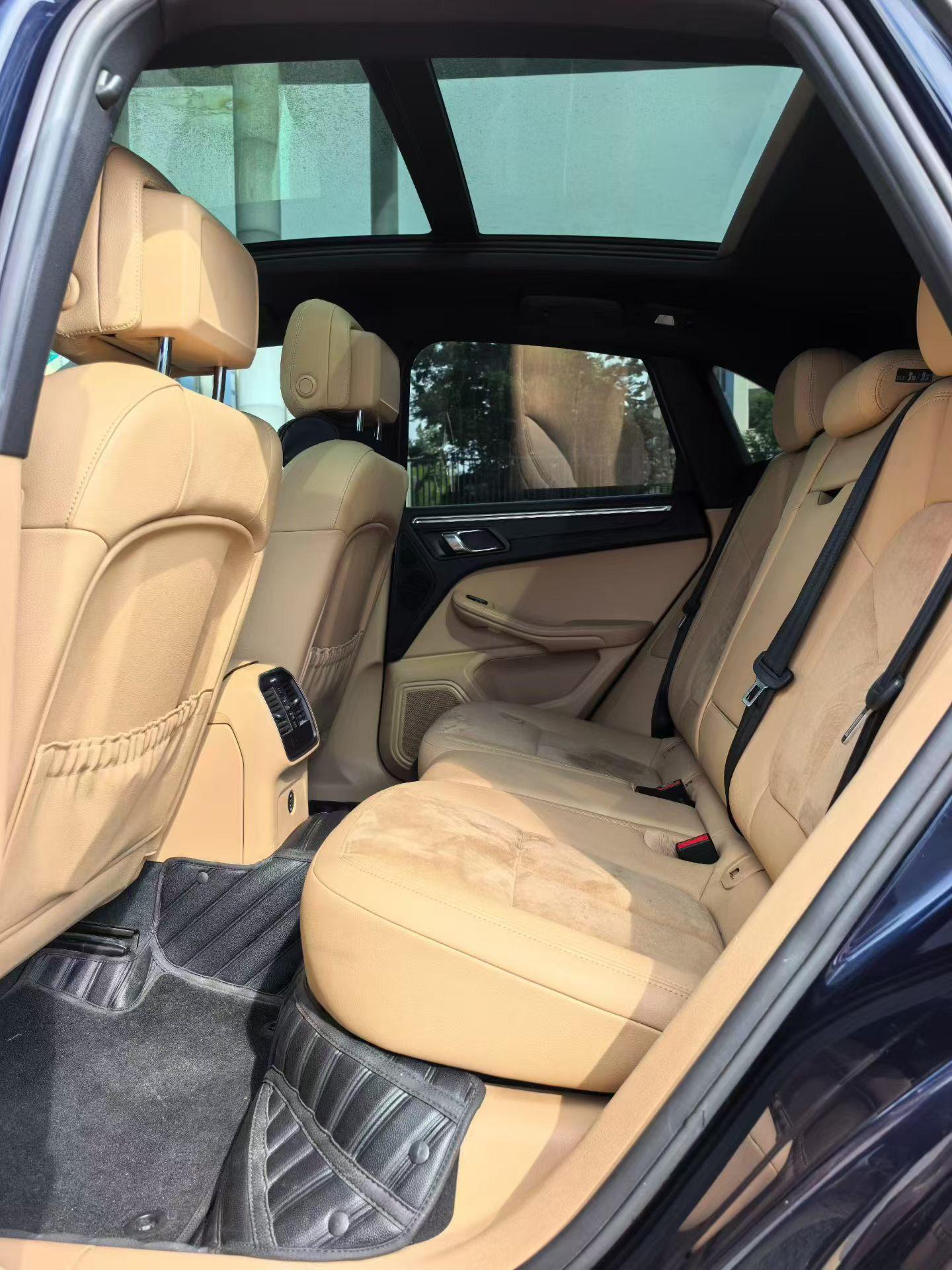 Porsche Macan 2017 thumb 8