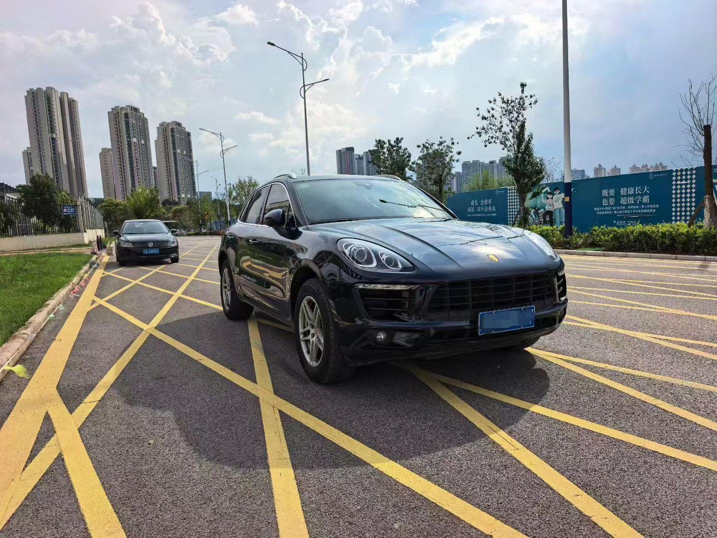 Porsche Macan 2017 thumb 11